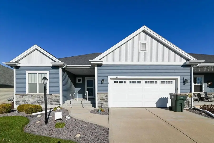 422 Bella Way, Sun Prairie, WI 53590 - Image #2