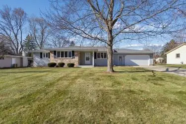737 Sussex Drive, Janesville, WI 53546 - Image #1