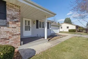 737 Sussex Drive, Janesville, WI 53546 - Image #3