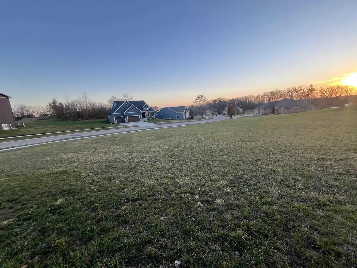 655-657 Greenway Point Drive, Janesville, WI 53548 - Image #1