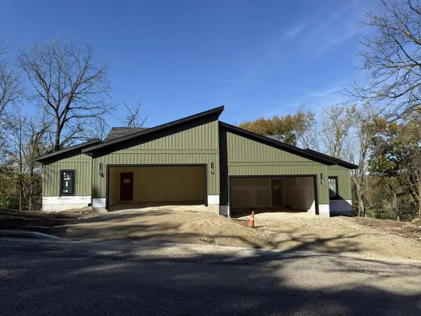 229 Whitetail Lane #27, Deerfield, WI 53531