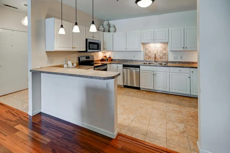 5480 Caddis Bend #102, Fitchburg, WI 53711 - Image #3