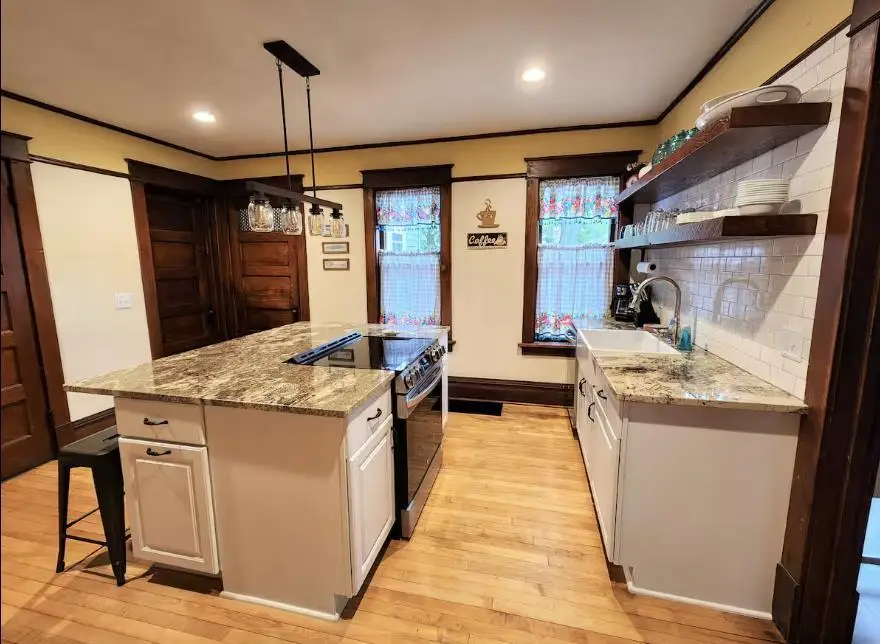 226 6th Avenue, Baraboo, WI 53913 - Image #2