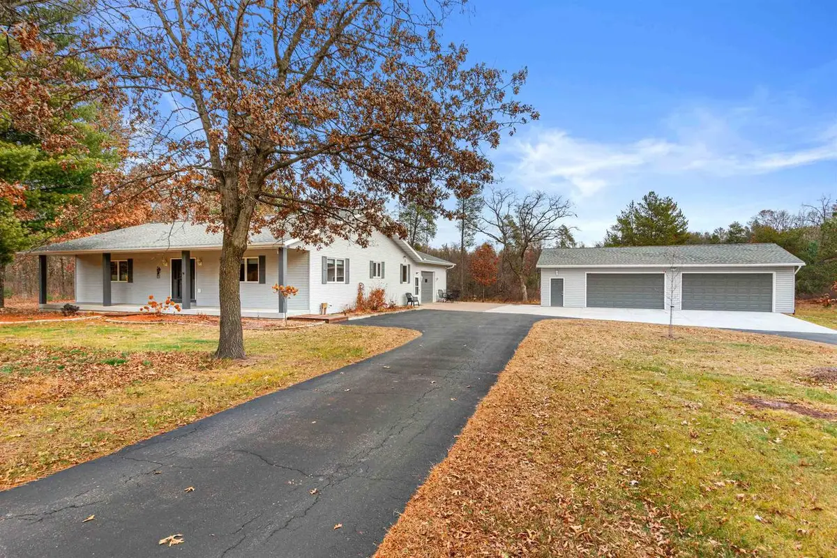 352 Quiet Waters Trail, Nekoosa, WI 54457 - Image #1