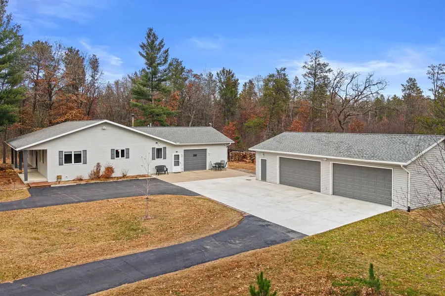 352 Quiet Waters Trail, Nekoosa, WI 54457 - Image #2