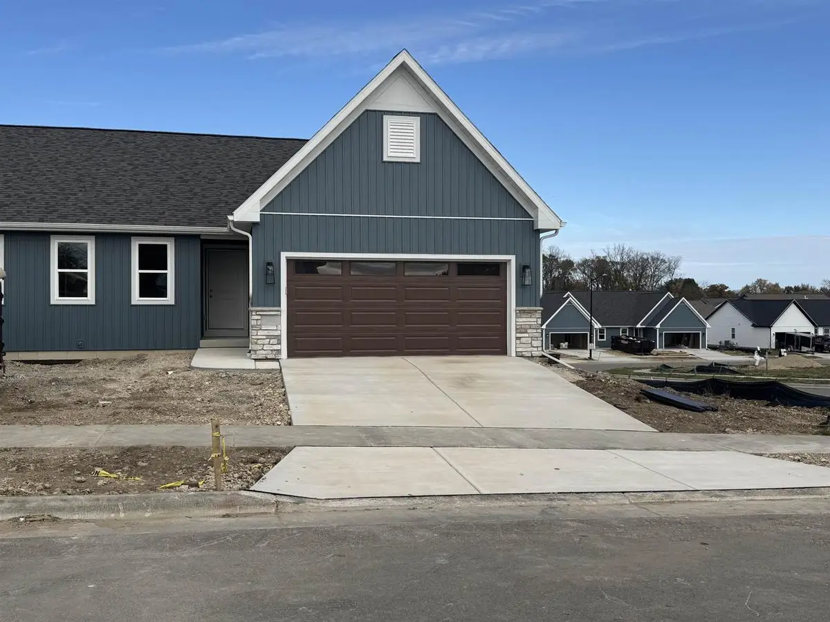 400 Orchid Avenue, Stoughton, WI 53589 - #1