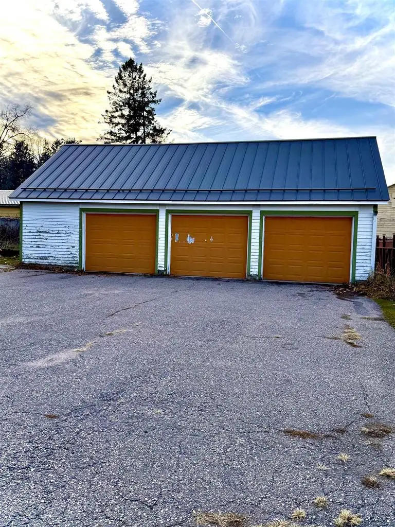 1025 2nd Street, Baraboo, WI 53913 - #2