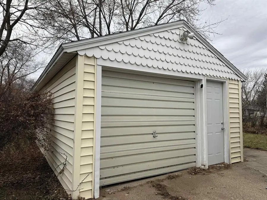 421 N 16th Street, Wisconsin Rapids, WI 54494 - Image #2