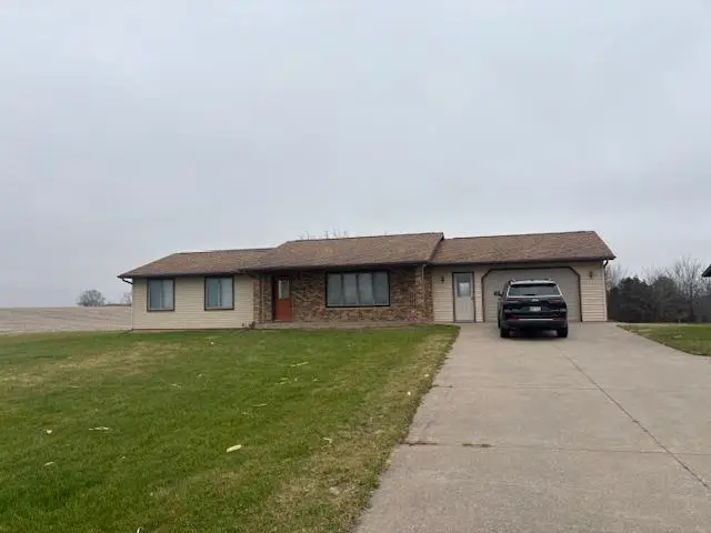 5520 County Road U, Potosi, WI 53820 - Image #1