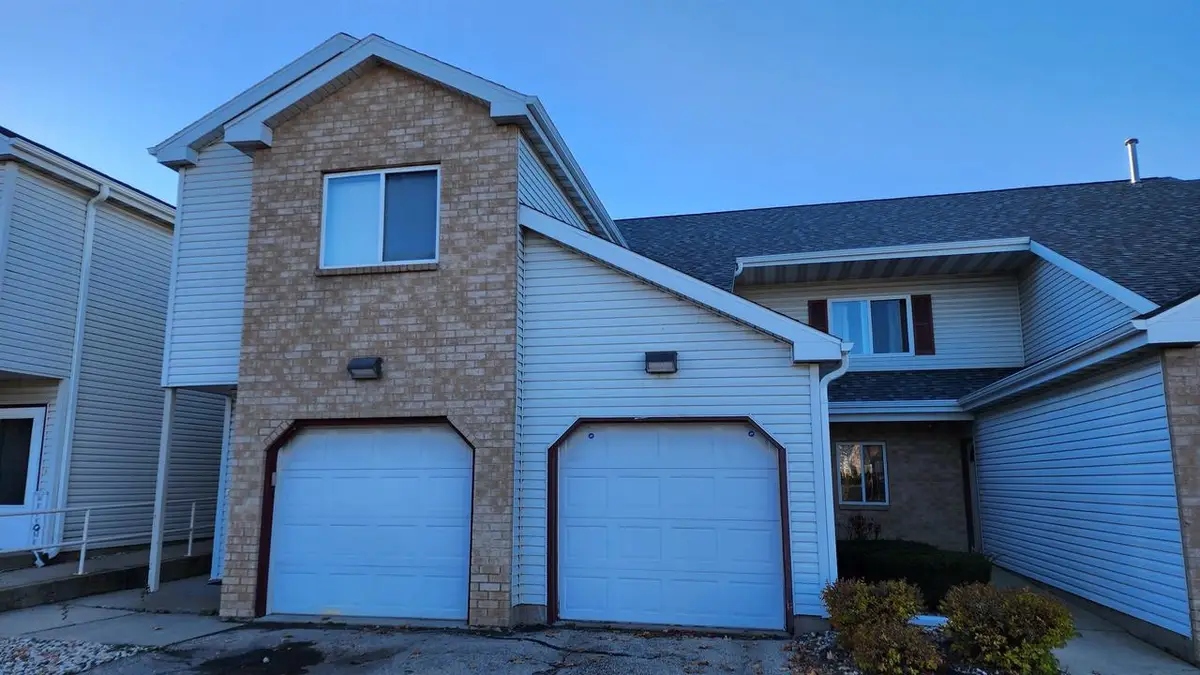 960 Rockefeller Lane, Madison, WI 53704 - Image #1