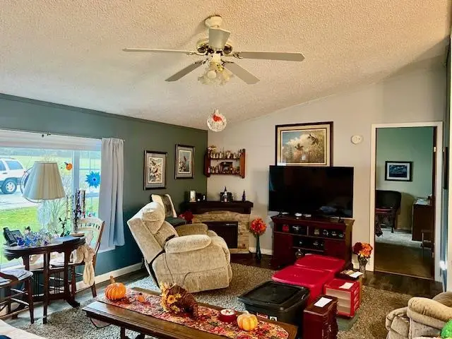 2216 Edgeview Drive, Monroe, WI 53566 - Image #2