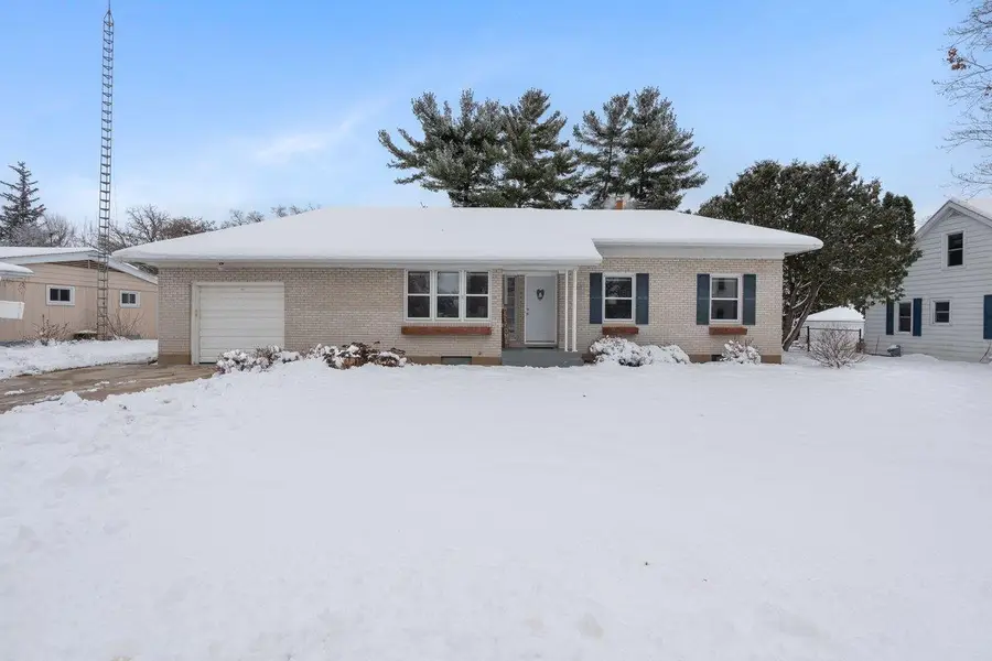 716 Dallas Street, Sauk City, WI 53583 - Image #2