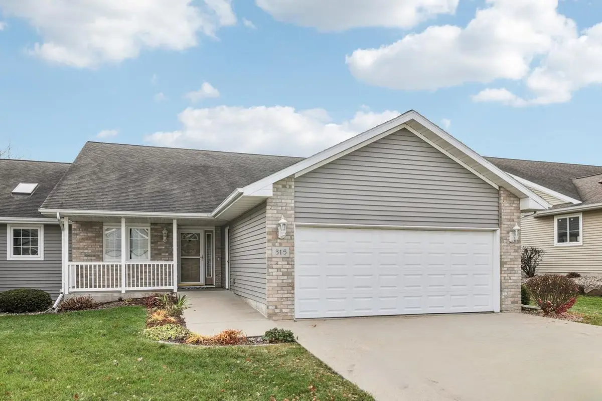 315 Pebble Brook Lane, Lodi, WI 53555 - Image #1