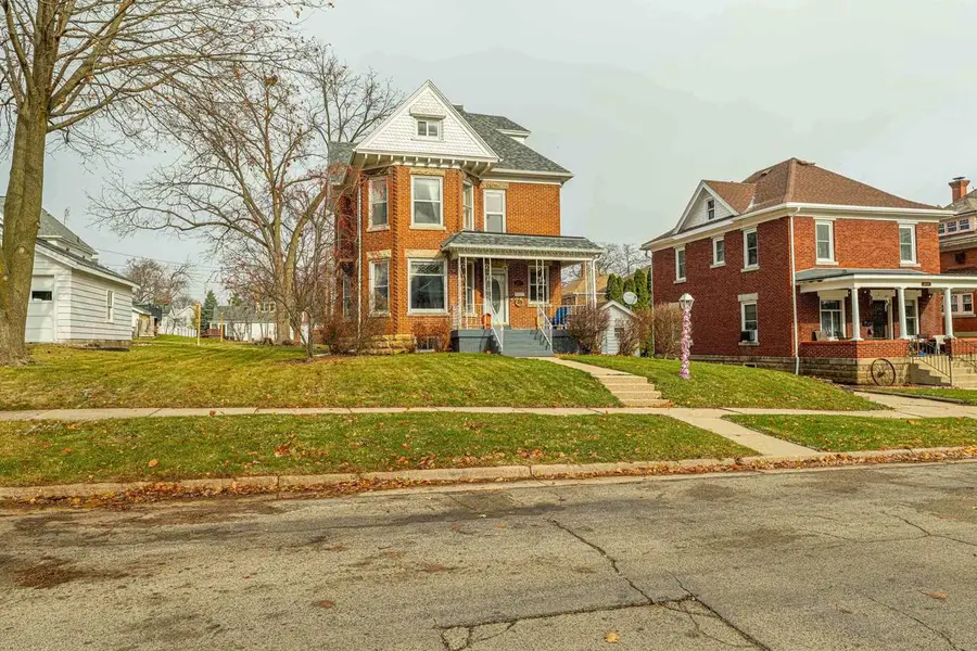 2113 11th Street, Monroe, WI 53566 - Image #2