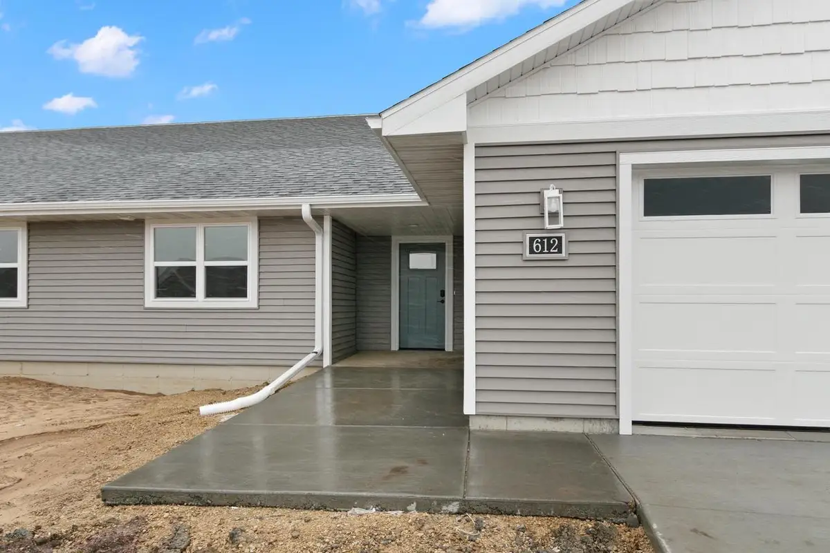 612 Roosevelt Street, Baraboo, WI 53913 - #1