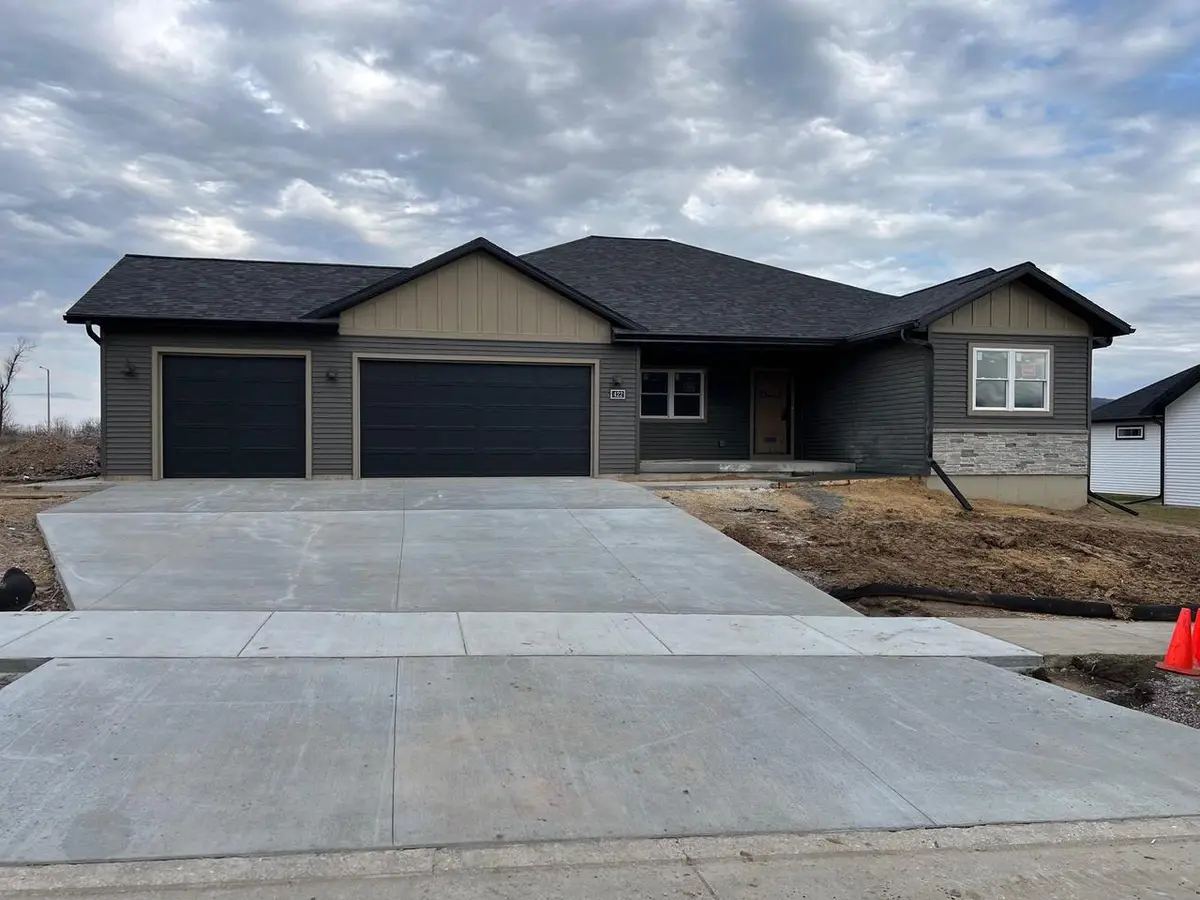 422 Eisenhower Street, Baraboo, WI 53913 - #1