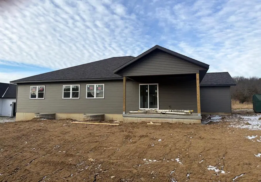 422 Eisenhower Street, Baraboo, WI 53913 - #2