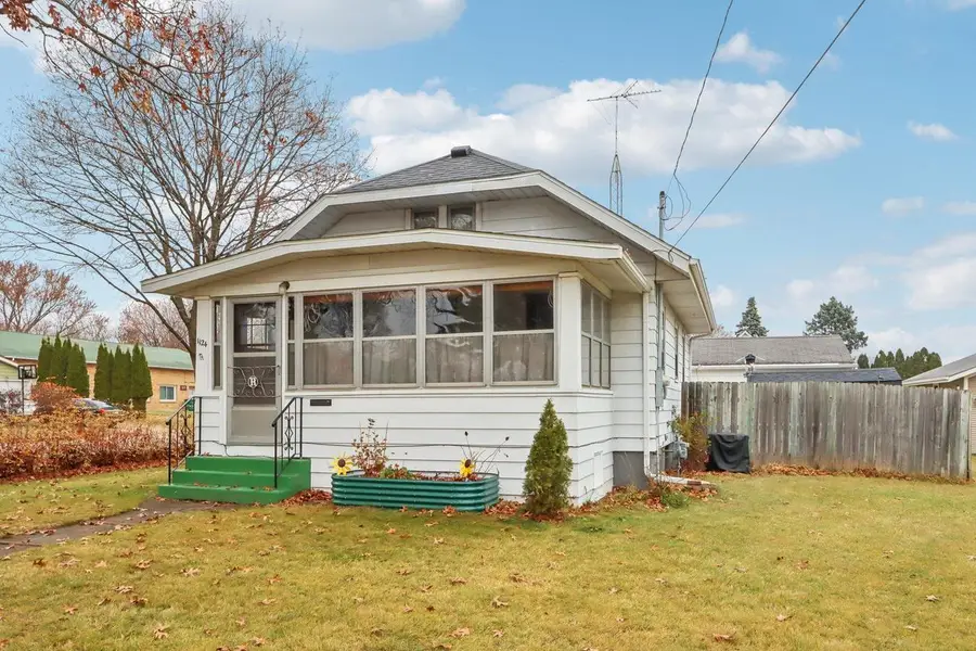 1124 Sherman Avenue, Fort Atkinson, WI 53538 - Image #2