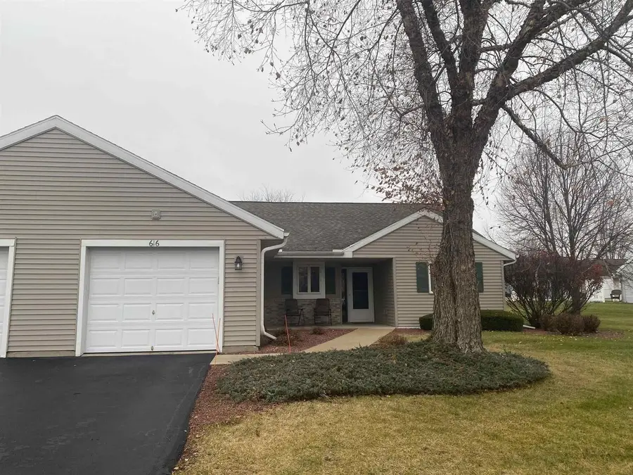 616 Reena Avenue, Fort Atkinson, WI 53538 - #2