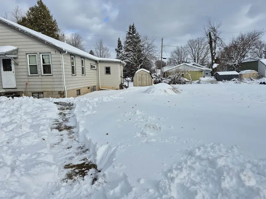 31 S Willard Avenue, Janesville, WI 53548 - Image #3