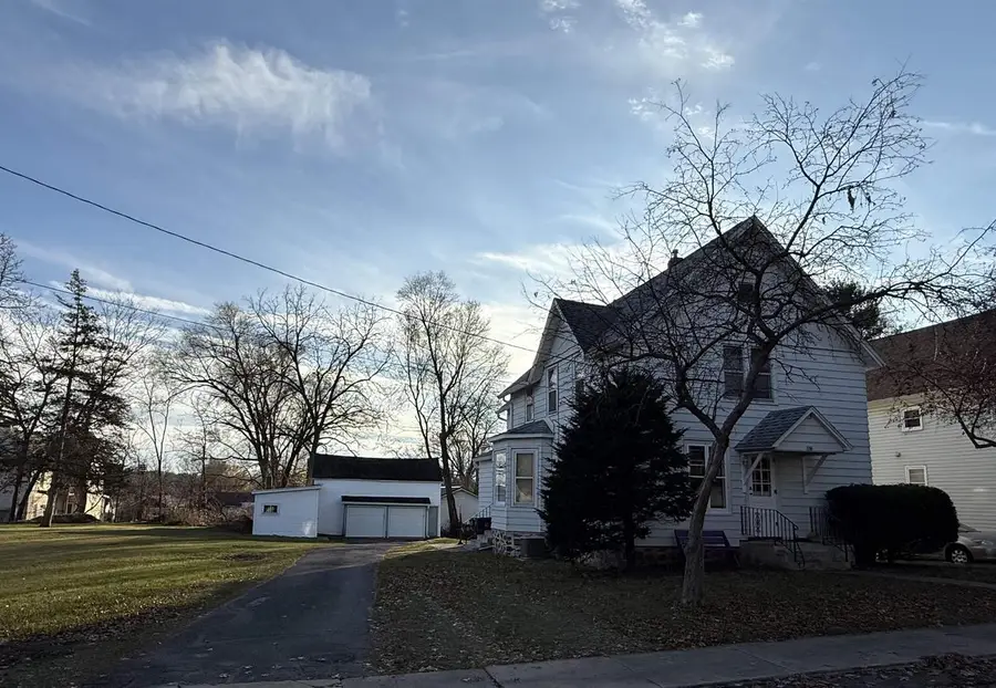 246 Clay Street, Montello, WI 53949 - Image #3