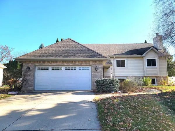 1823 Wallinford Drive, Sun Prairie, WI 53590