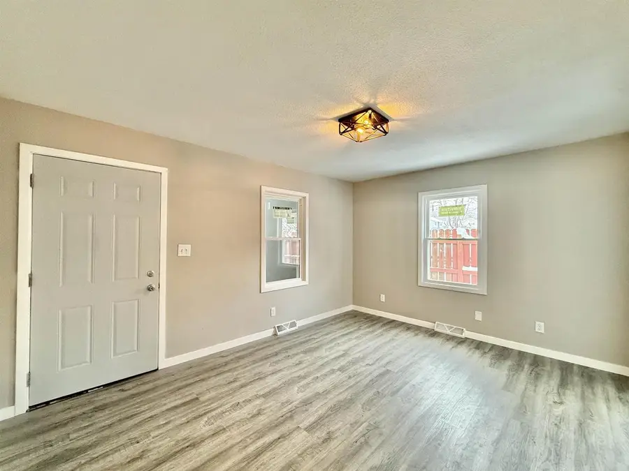 2035-2039 Roosevelt Avenue, Beloit, WI 53511 - Image #2