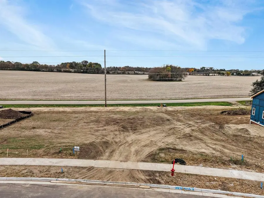 349 Dahlia Drive, Stoughton, WI 53589 - Image #2