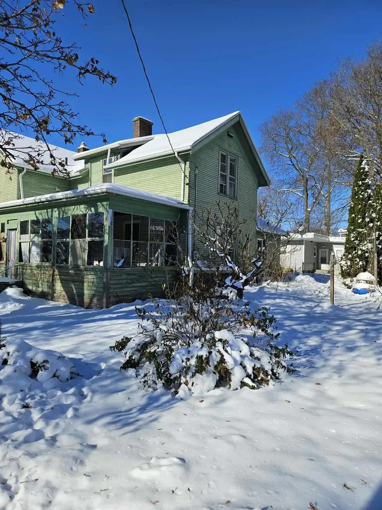 1003 E Grand Avenue, Beloit, WI 53511 - Image #1