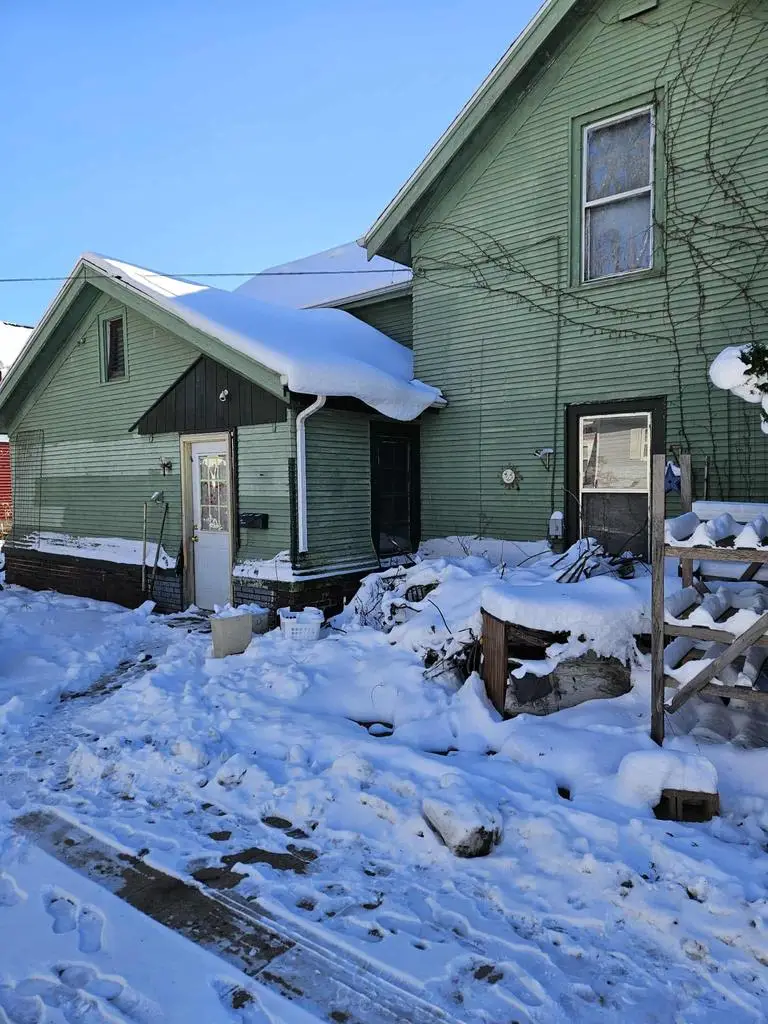 1003 E Grand Avenue, Beloit, WI 53511 - Image #3