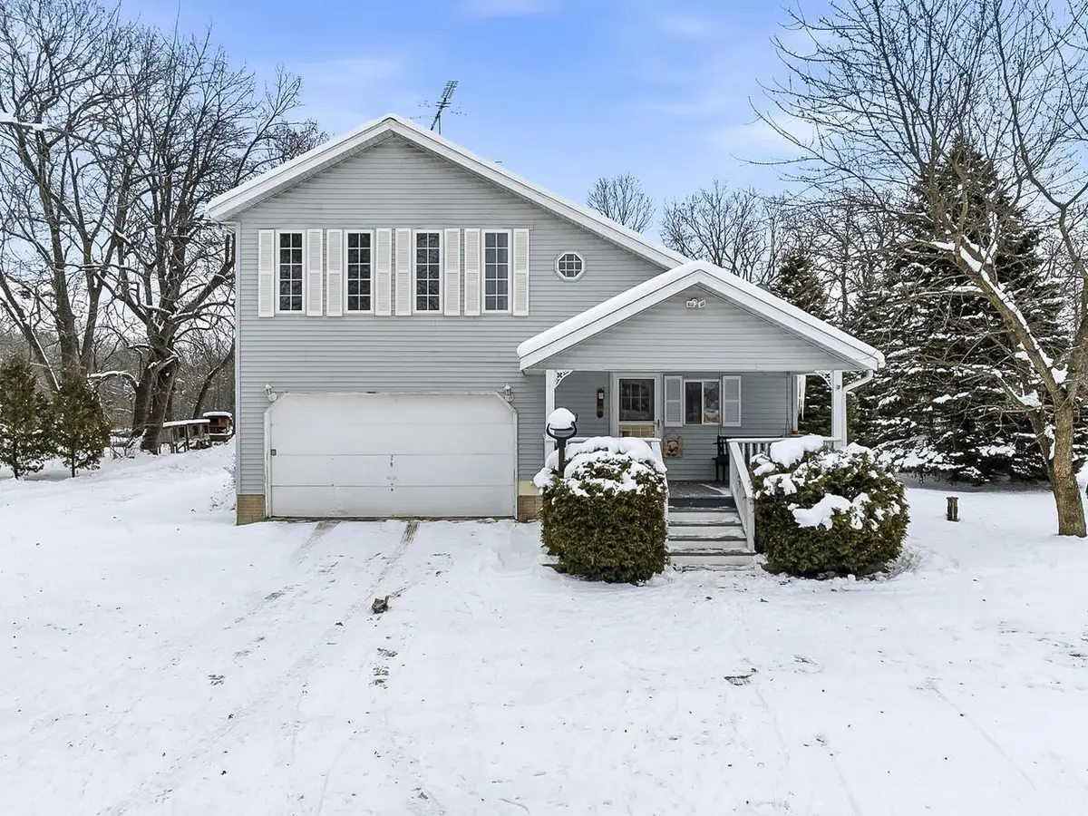 N7294 Manske Road, Lake Mills, WI 53551 - Image #1