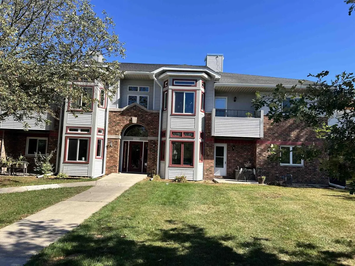 2127 Luann Lane #3, Madison, WI 53713 - Image #1