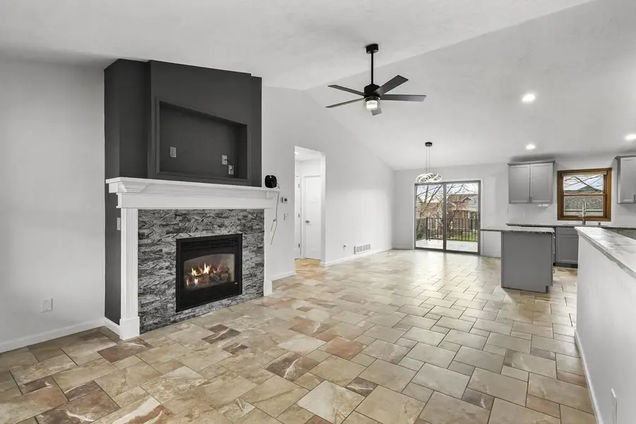 679 W Main Street, Evansville, WI 53536 - Image #3