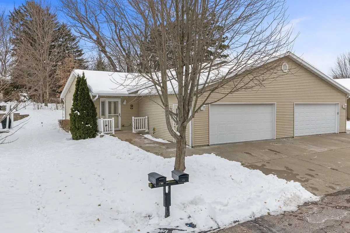 1716 Hillcrest Drive, Baraboo, WI 53913 - Image #1