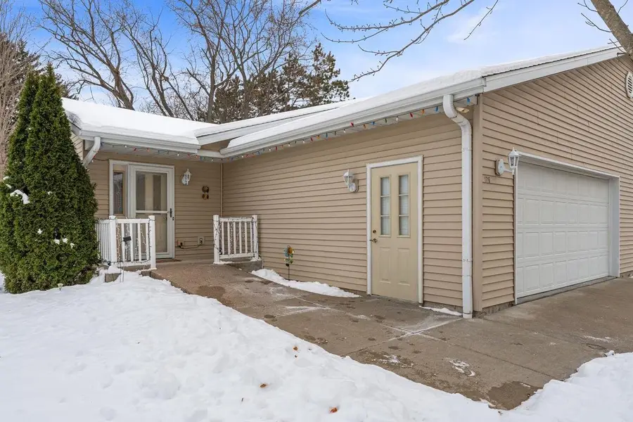 1716 Hillcrest Drive, Baraboo, WI 53913 - Image #2