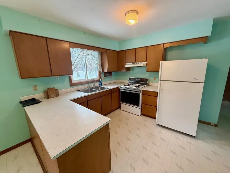 10622 N Oakway Lane, Edgerton, WI 53534 - Image #2