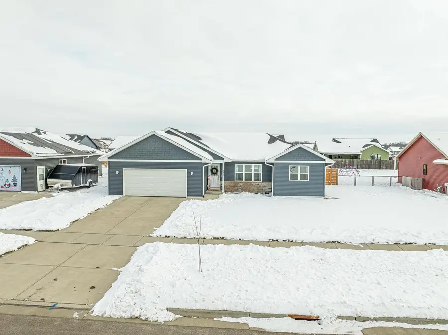 364 S 7th Street, Evansville, WI 53536 - Image #2