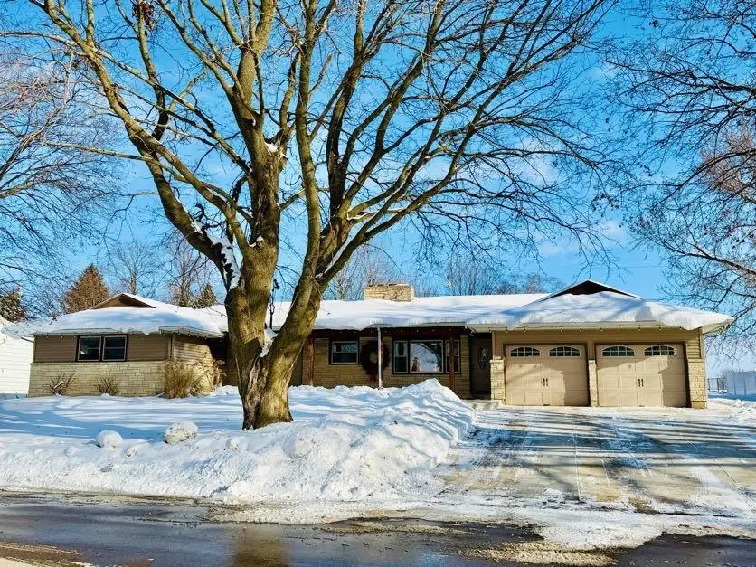 726 28th Avenue, Monroe, WI 53566 - #1