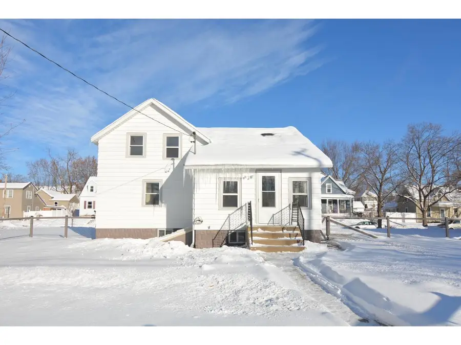 710 W Conant Street, Portage, WI 53901 - #3