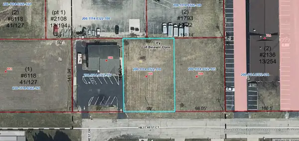 704 Hillcrest Court, Beaver Dam, WI 53916