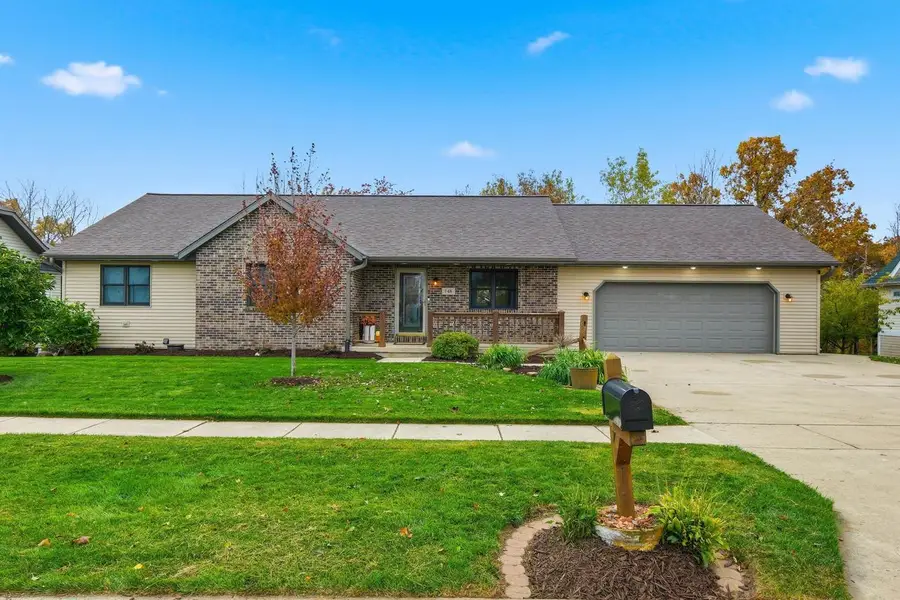 148 Lazy Lake Drive, Fall River, WI 53932 - Image #2