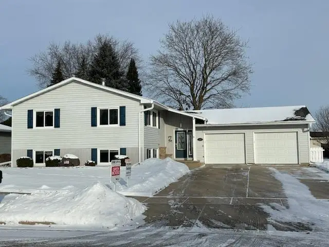 608 BEEKMAN Street, Waupun, WI 53963 - #1
