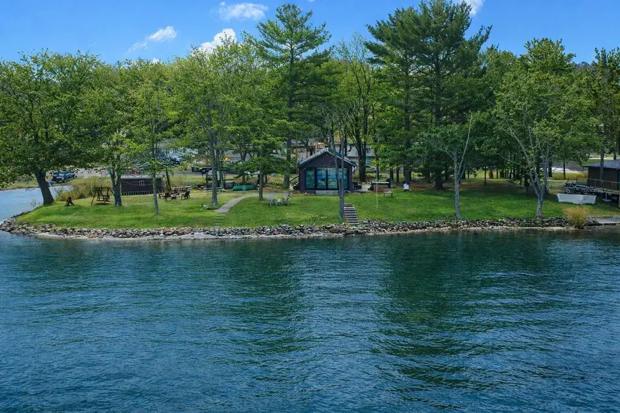 N3789 Tipperary Road, Poynette, WI 53955 - #3