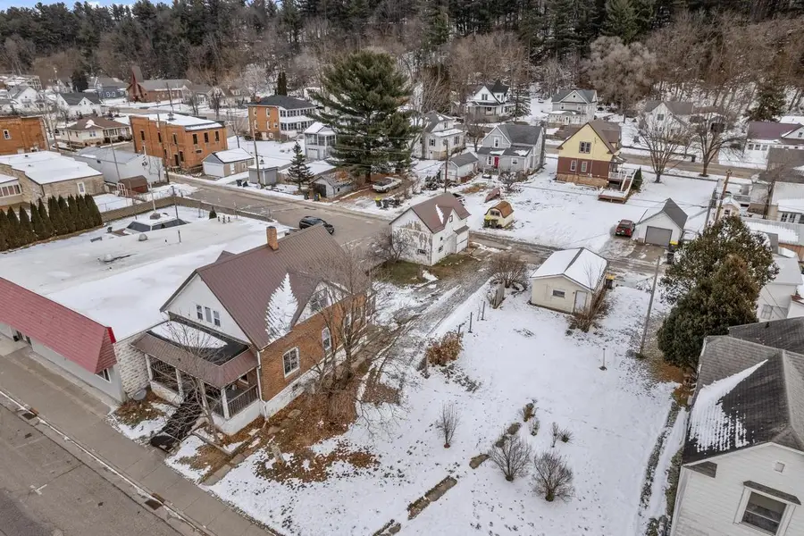 104 Center Street, Wonewoc, WI 53968 - #2