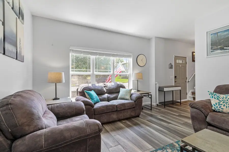 6110 Sandstone Drive, Madison, WI 53719 - Image #2