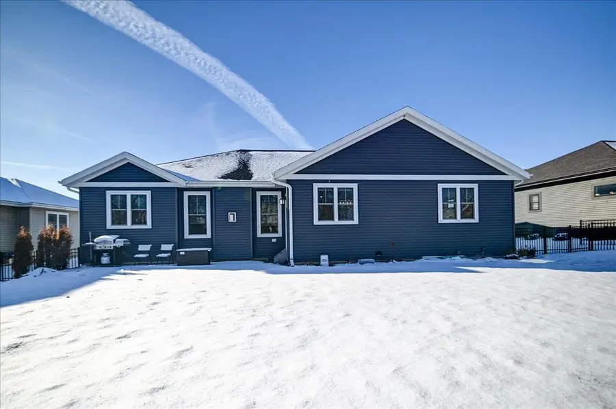 816 Damascus Trail, Cottage Grove, WI 53527 - Image #3