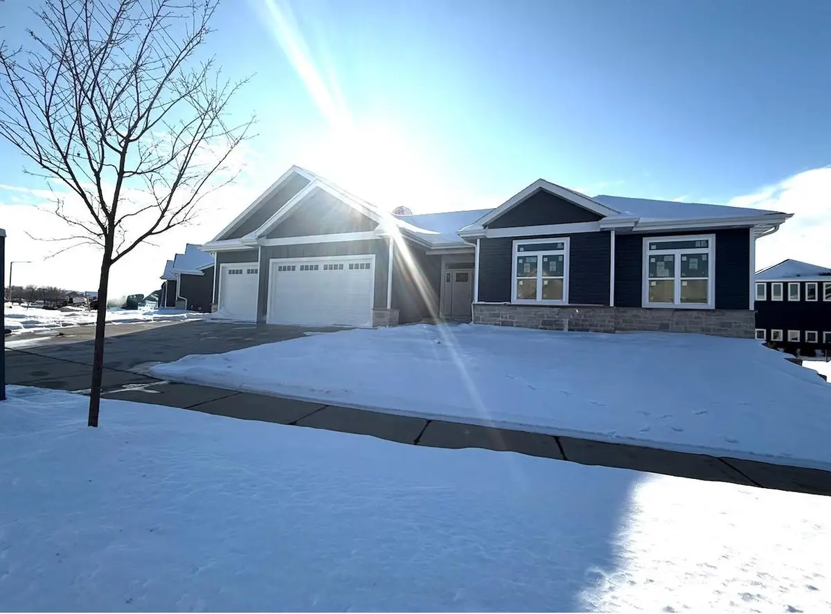 7683 Stonecrop Way, Deforest, WI 53532 - #1