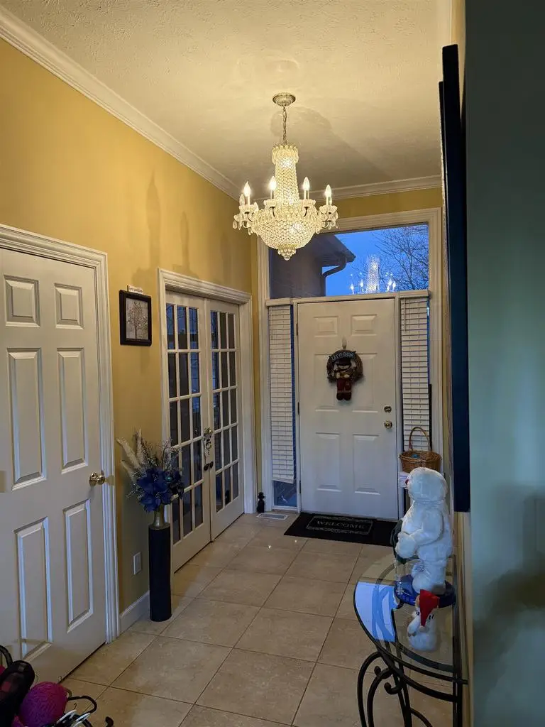 649 Roxbury Road, Rockford, IL 61107 - #2