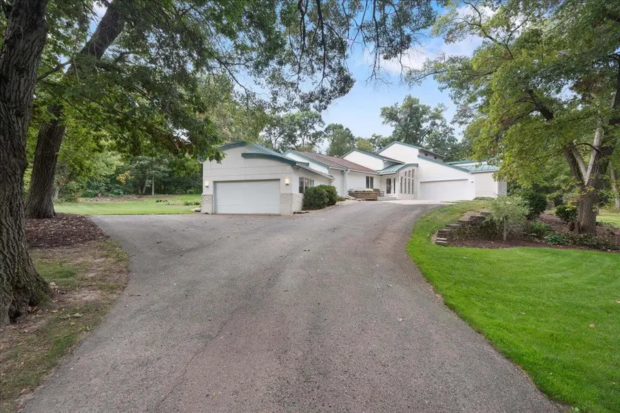 1484 Ravenoaks Trail, Oregon, WI 53575 - Image #2