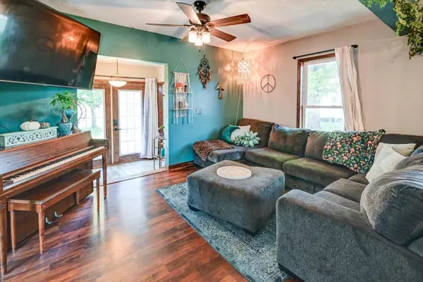 742 Hubbell Street, Marshall, WI 53559